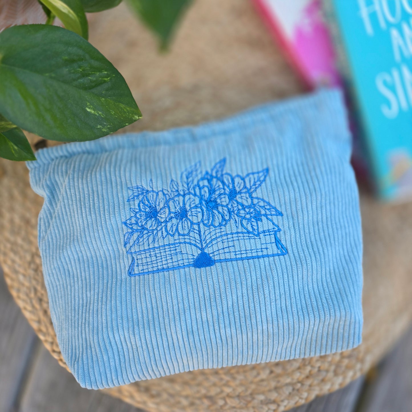 Toiletry Bag | Booklovers