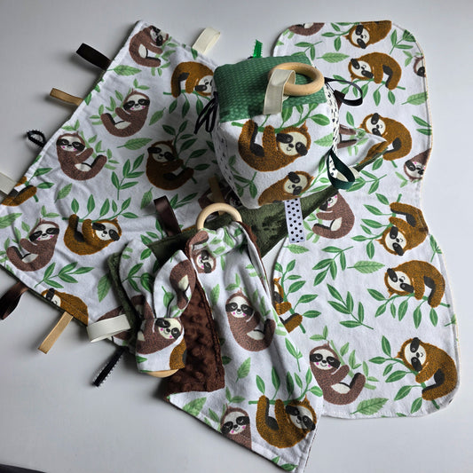 Baby Gift Set | Hanging Around