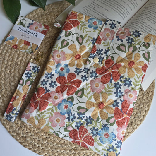 Book Sleeve | Retro Bloom
