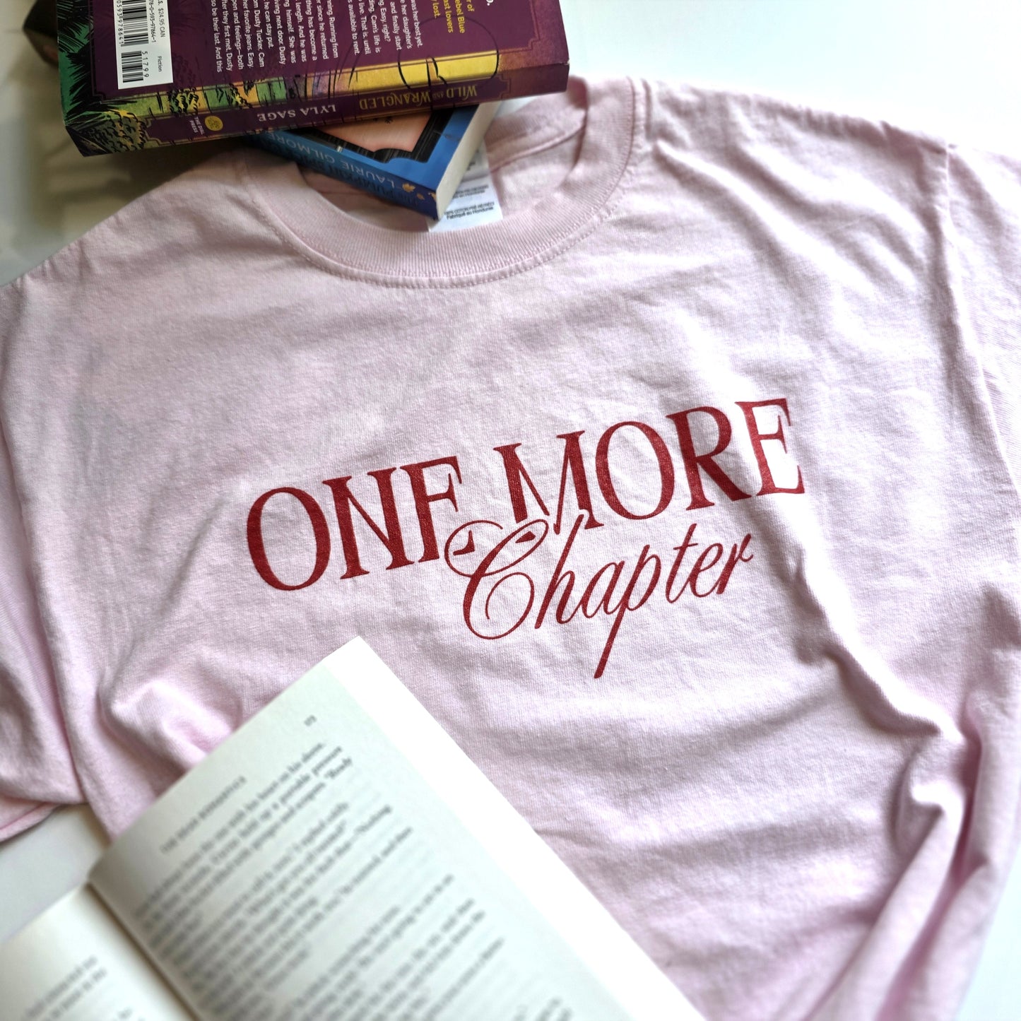 T-Shirt | One More Chapter