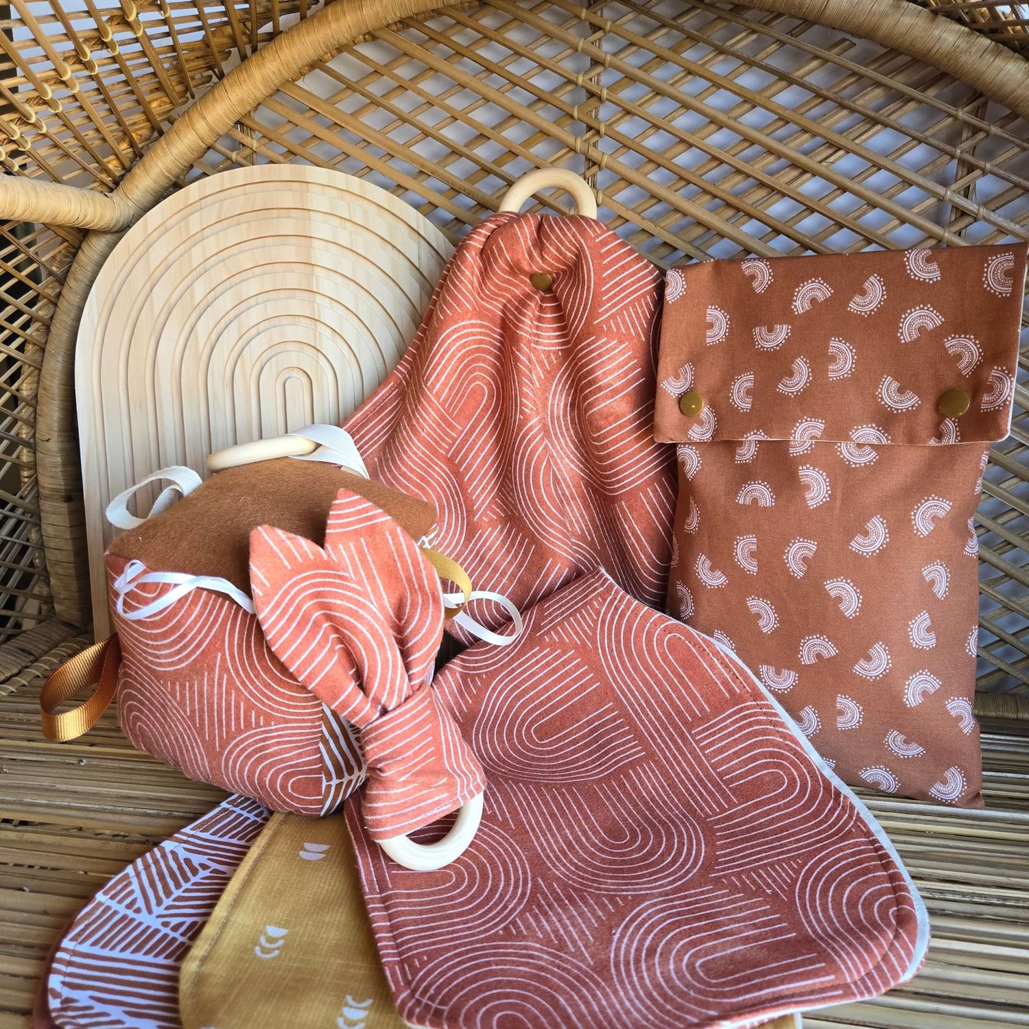 Baby Neutral Rainbow Set in Rust