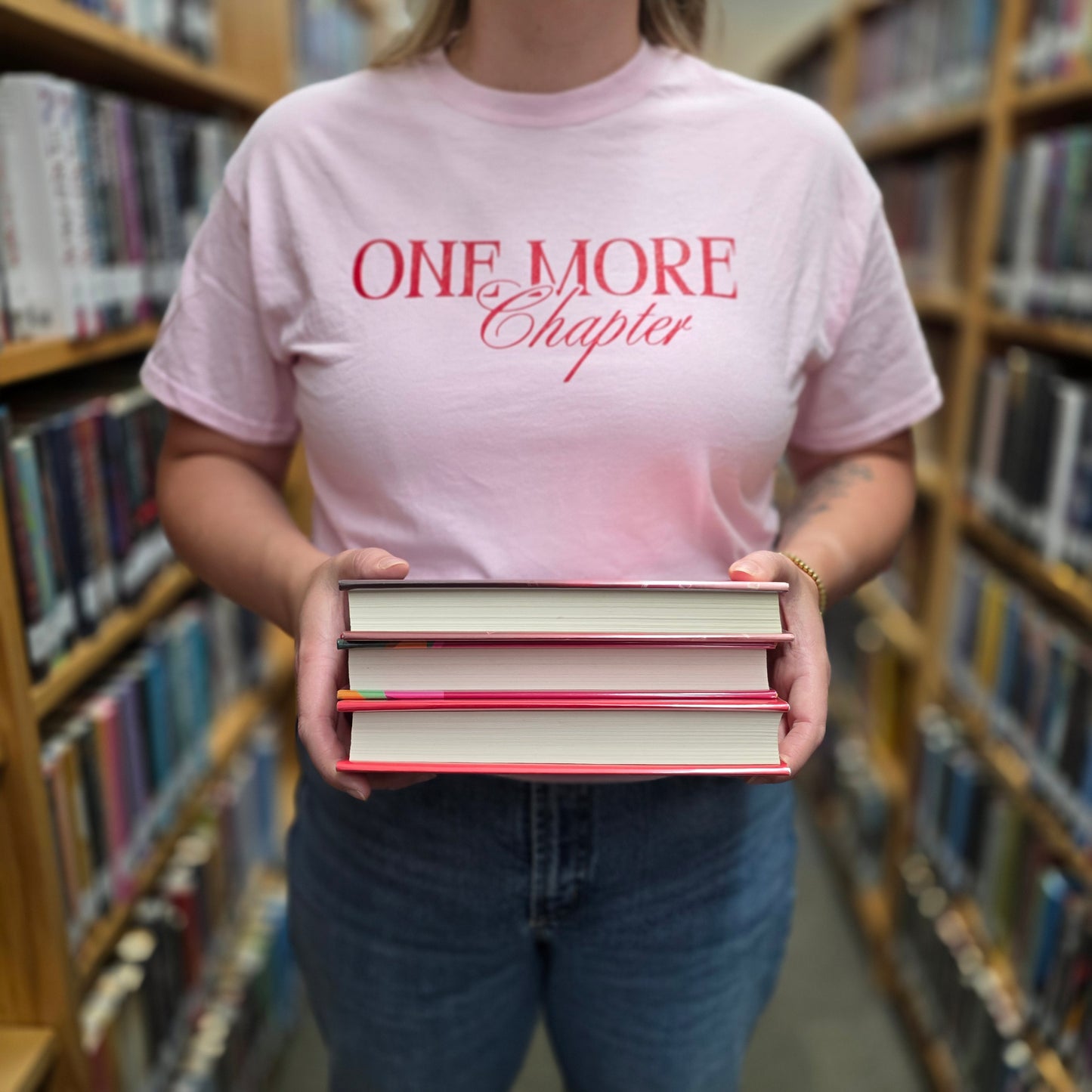 T-Shirt | One More Chapter